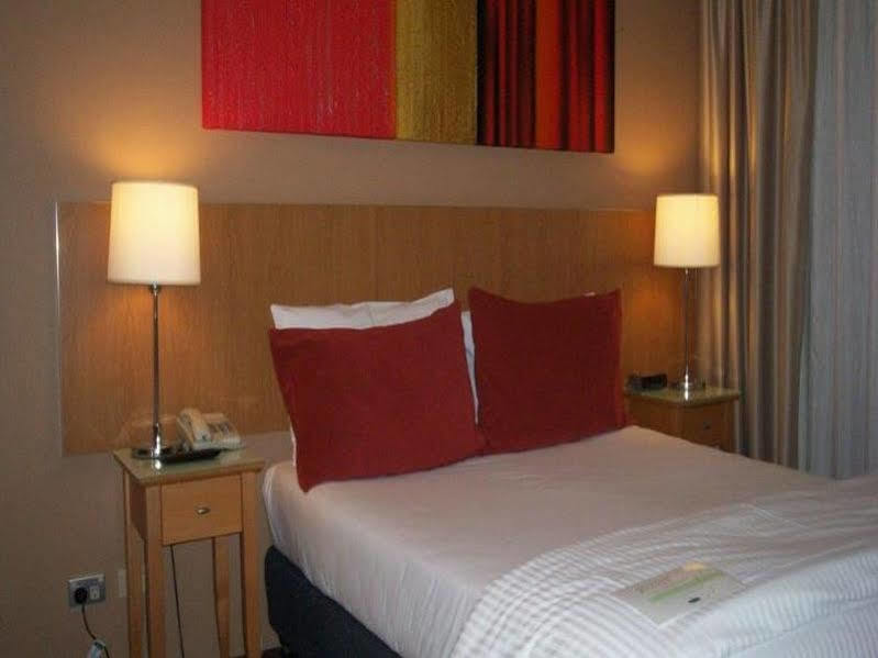 Adina Serviced Apartments Sydney Martin Place Zewnętrze zdjęcie